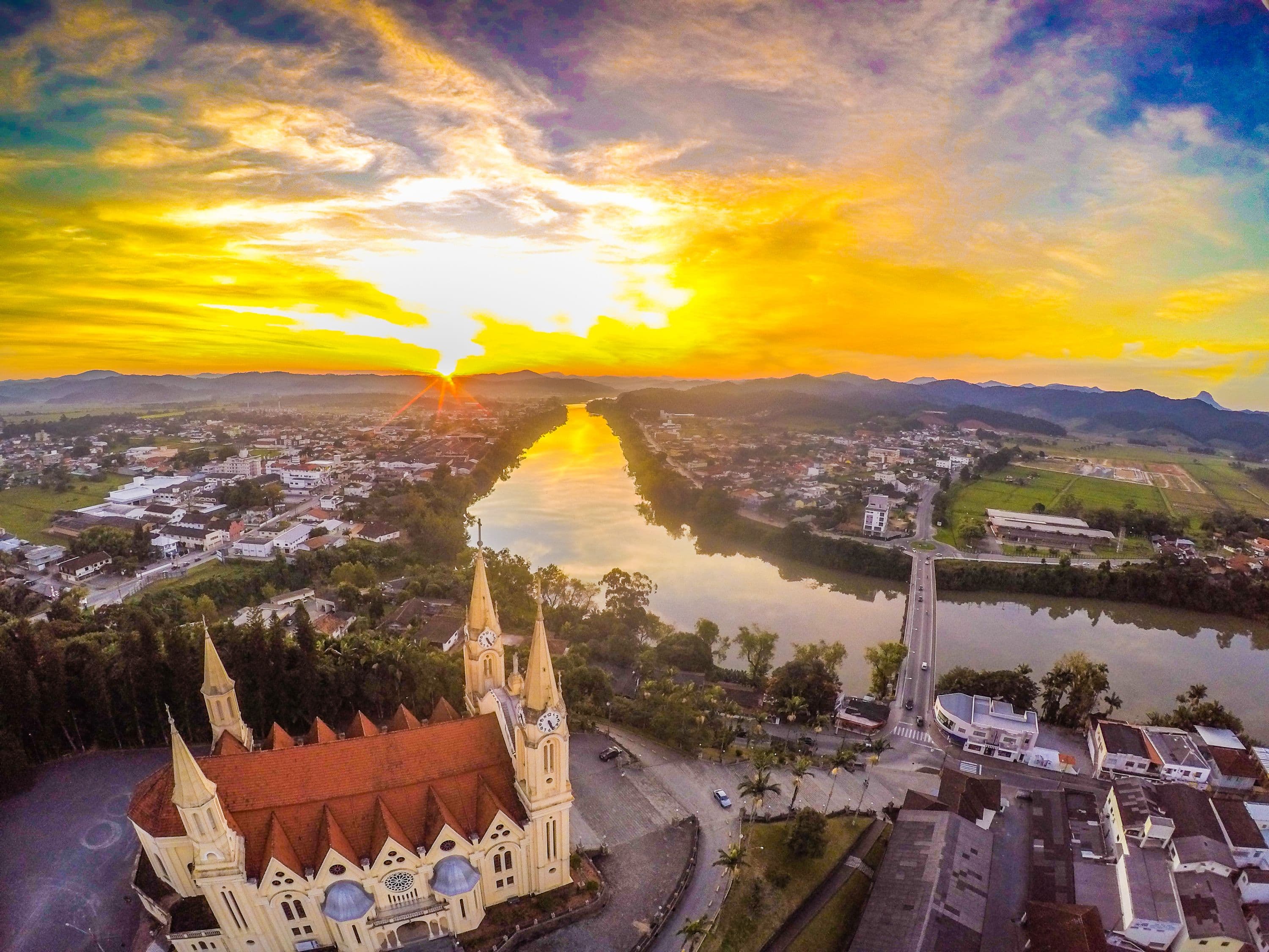 Margens do Itajaí-Açu